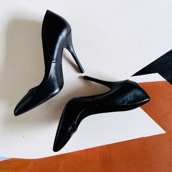 👠Steve Madden GALLERYY Black Leather Stilettos - Picture 2 of 7